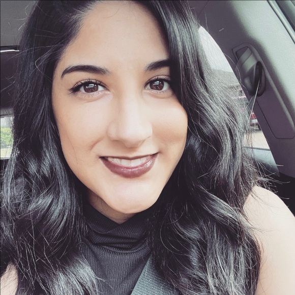 Posh Ambassador!! Melly - Picture 3 of 10